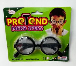 משקפיים עגולות עבות